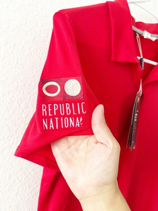 Under Armour Women’s Red Polo Medium NEW - Picture 5 of 7